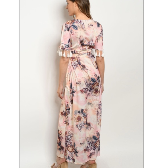 Floral Maxi 🌸 - Picture 2 of 2